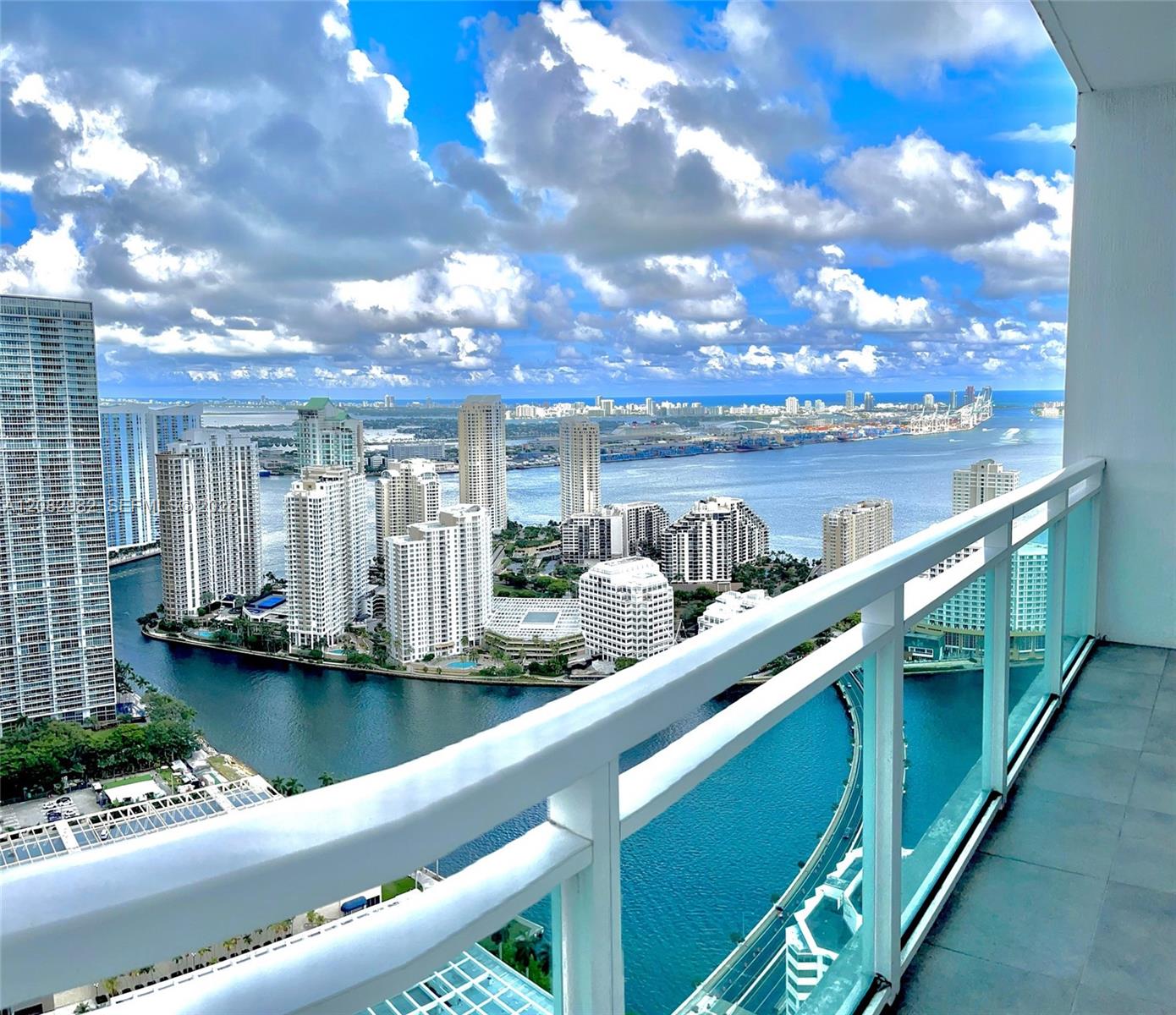 950 Brickell Bay Dr # 4908