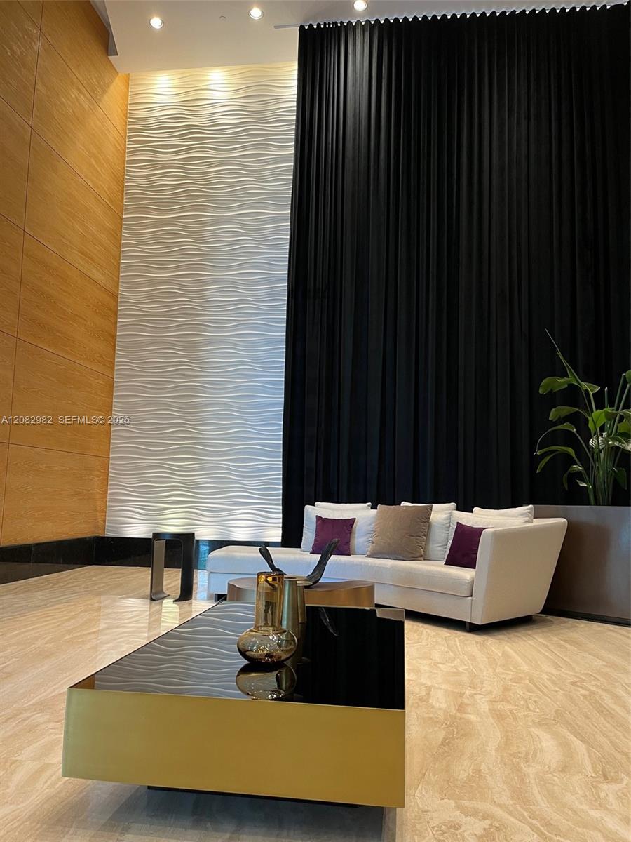 950 Brickell Bay Dr # 4908