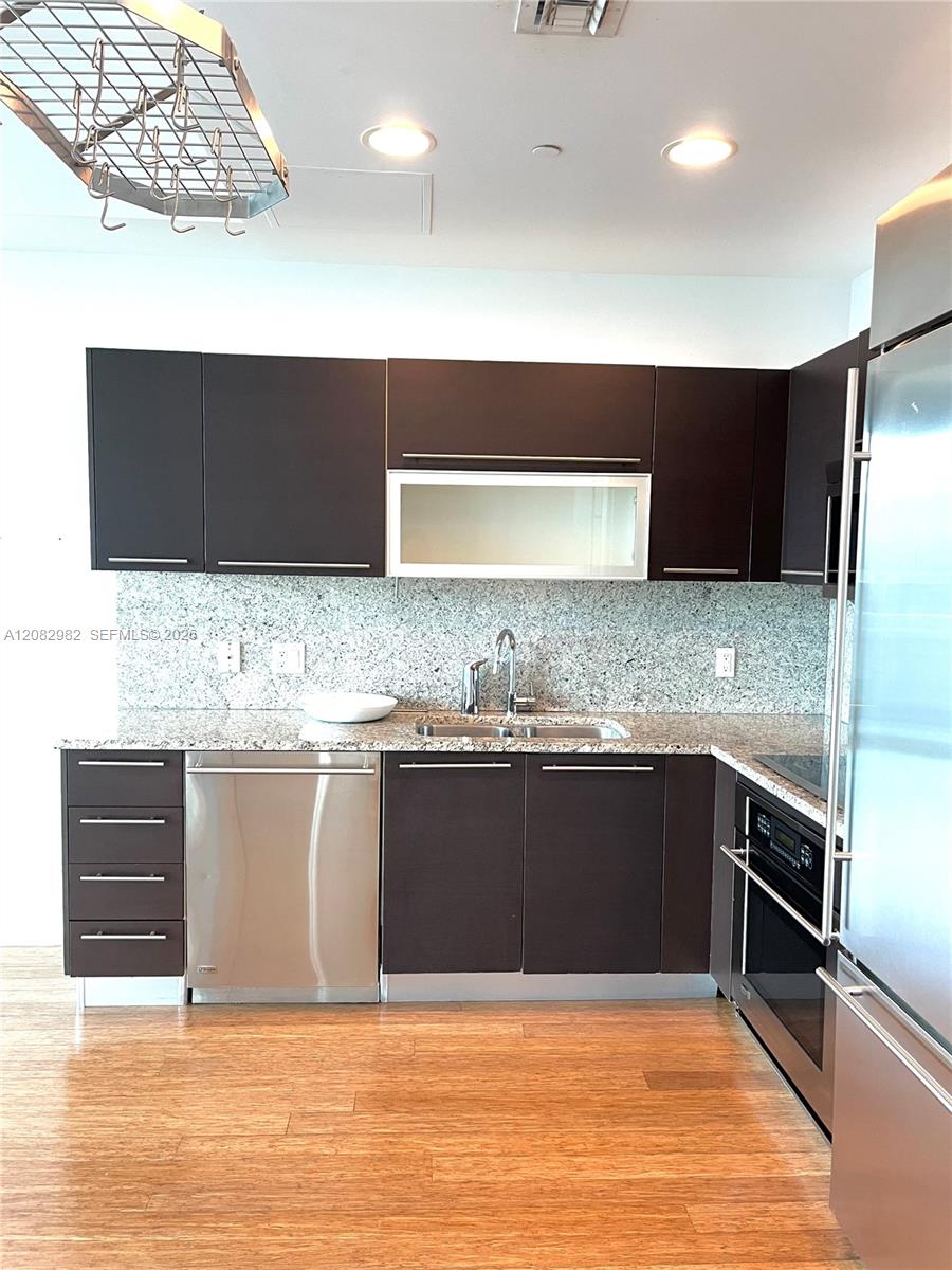 950 Brickell Bay Dr # 4908