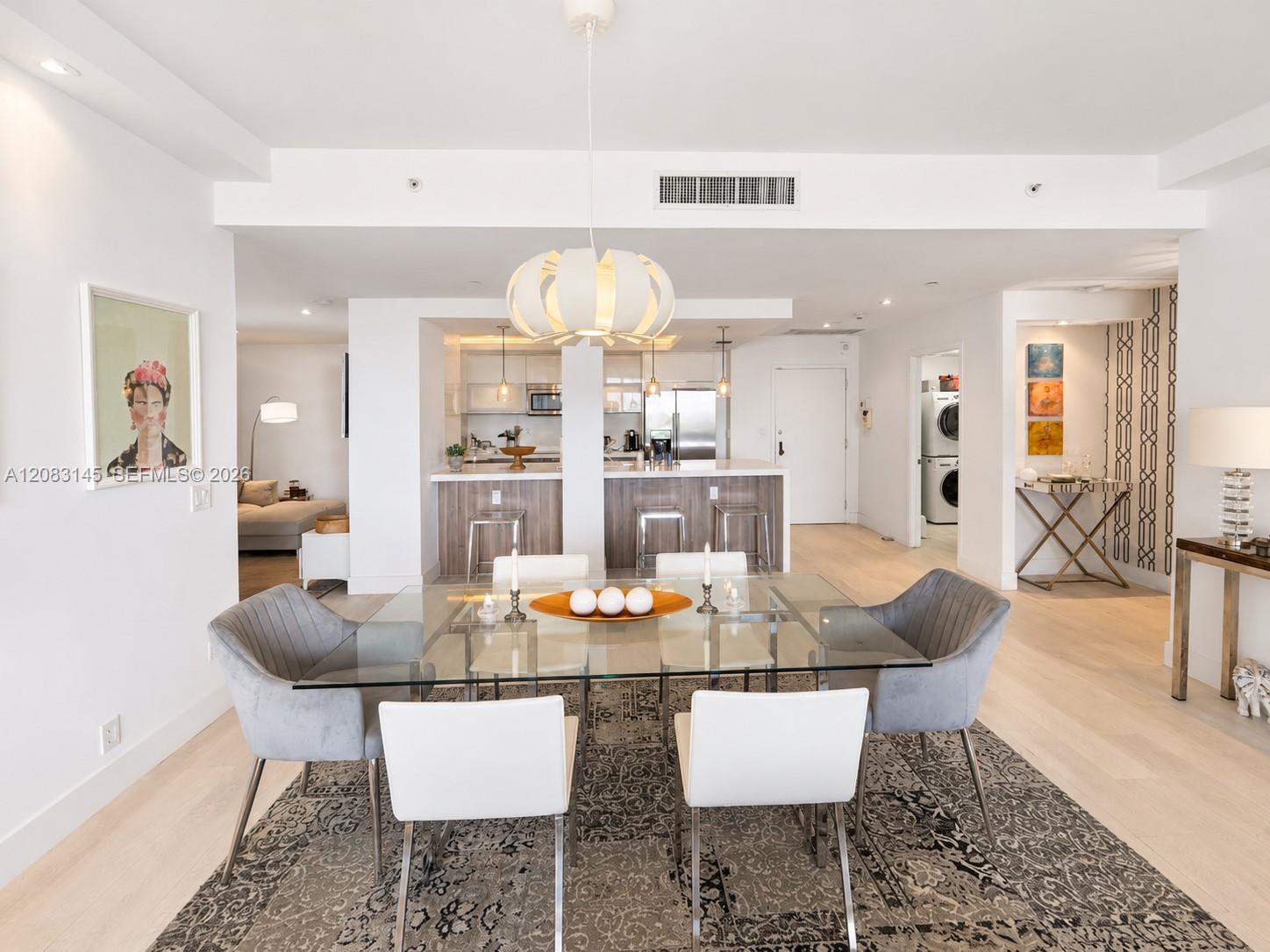 151 Crandon Blvd # 405