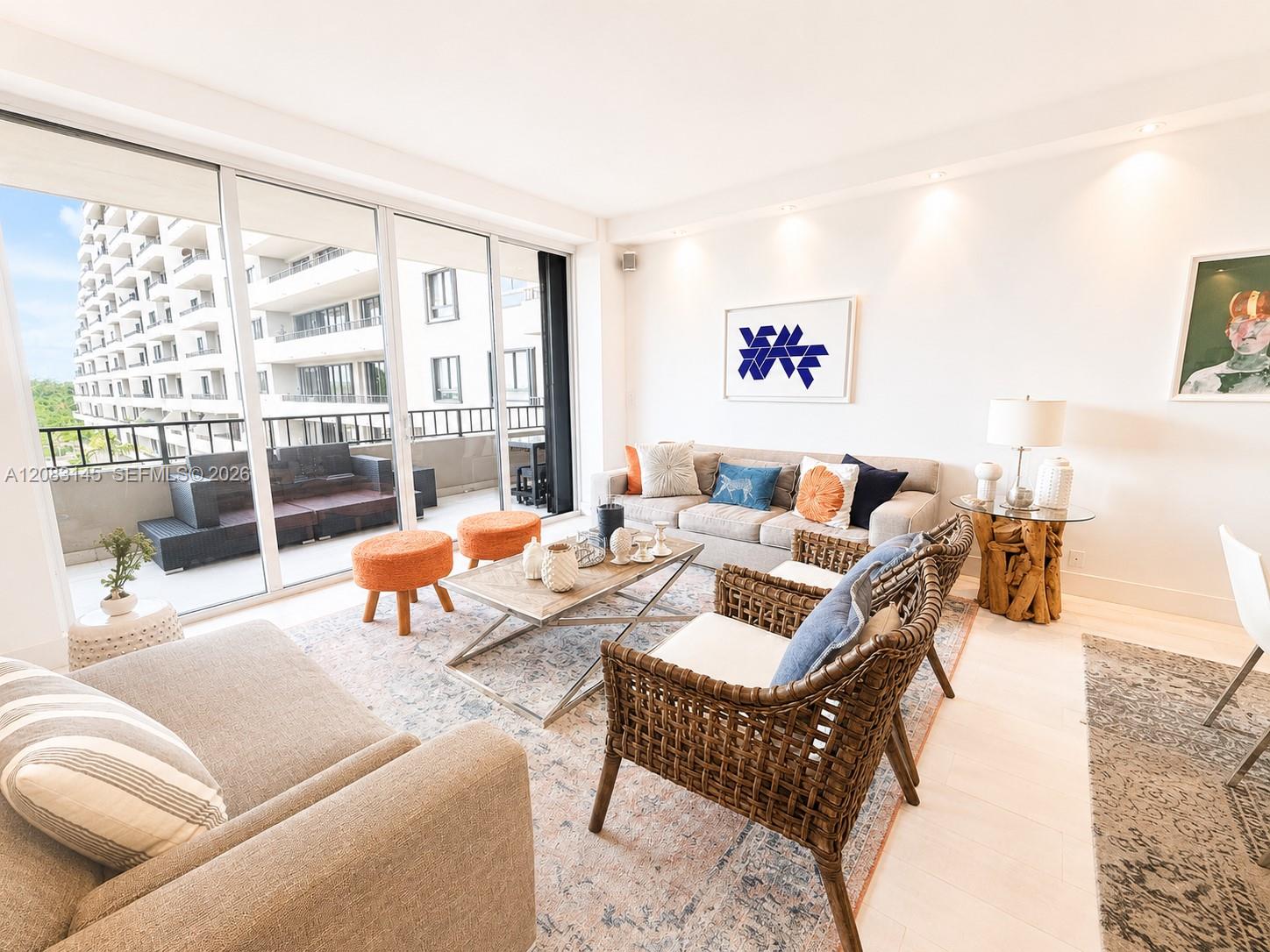 151 Crandon Blvd # 405