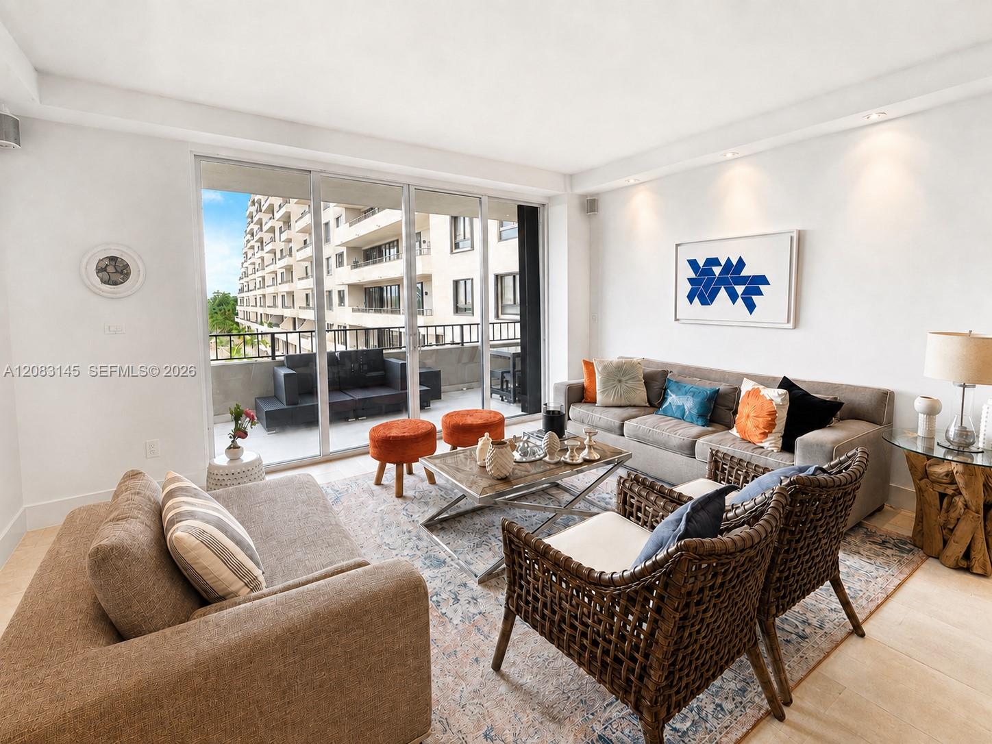 151 Crandon Blvd # 405