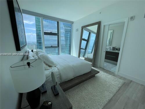 1451 Brickell Ave # 4204