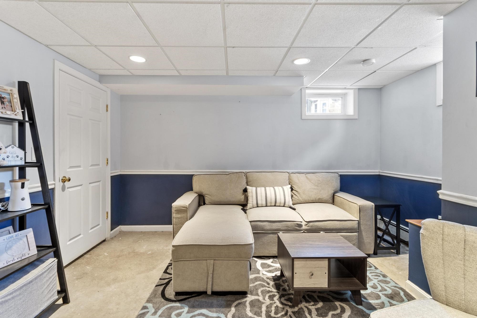 12R Brian Avenue Unit: R