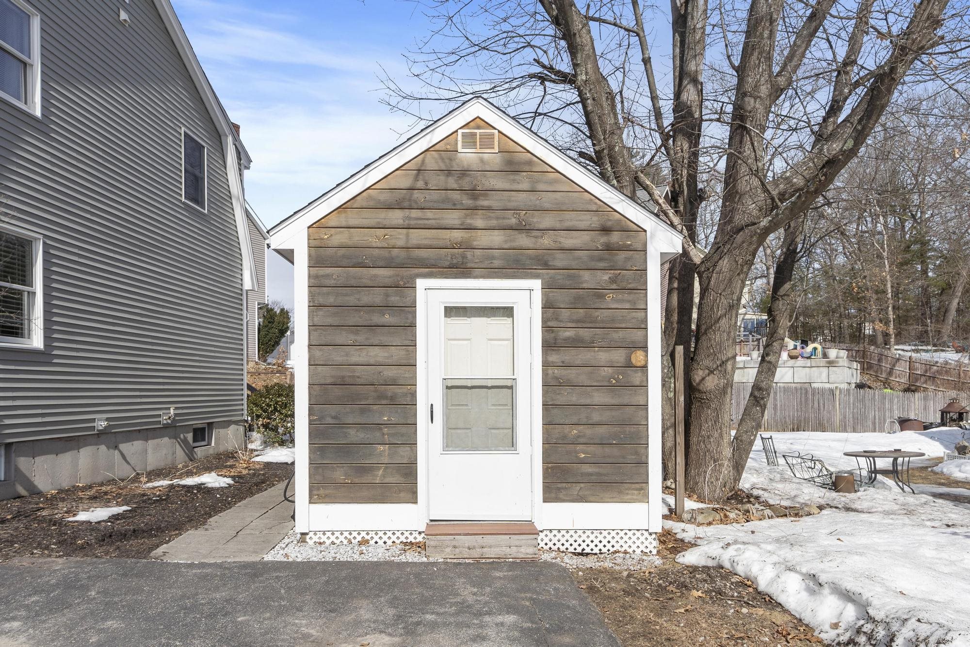 12R Brian Avenue Unit: R