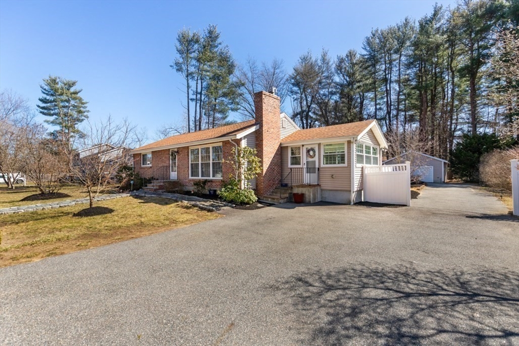 10 Sullivan Rd