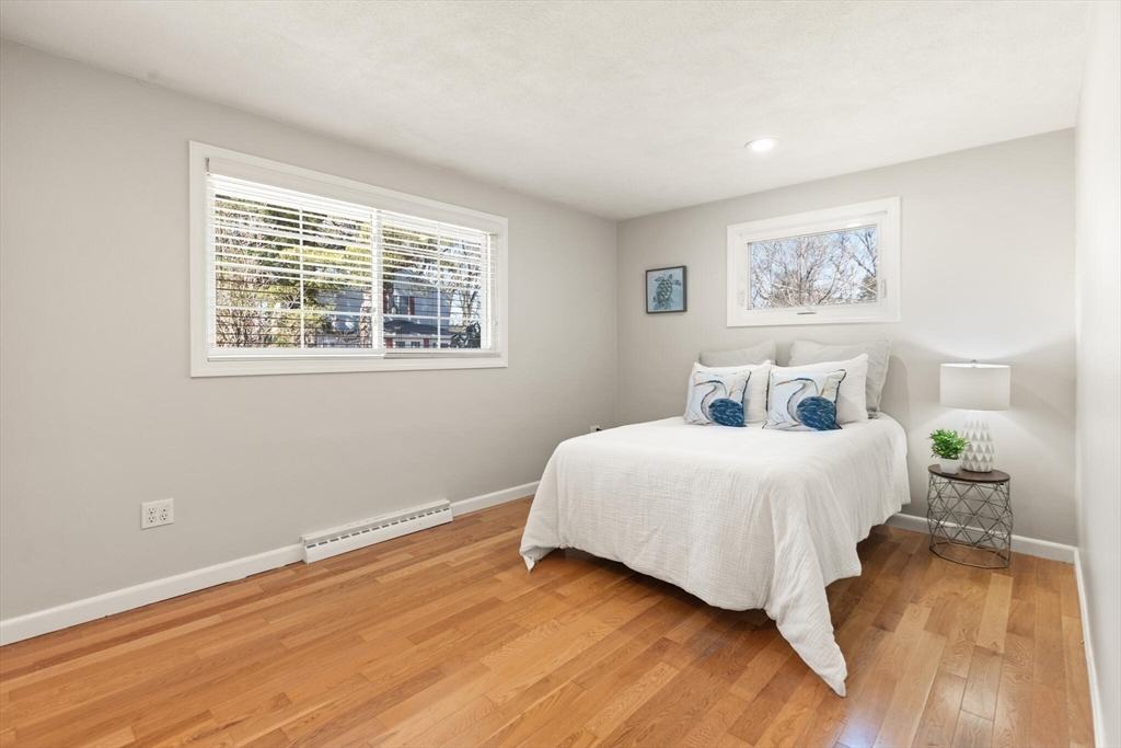 10 Sullivan Rd