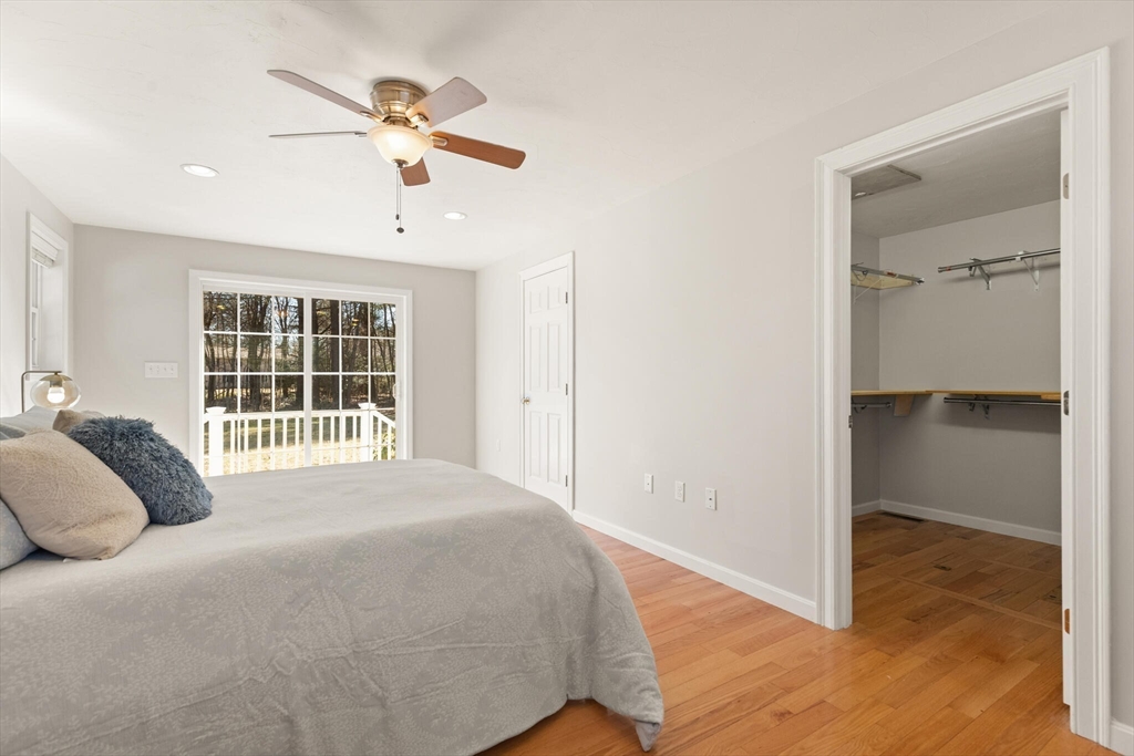 10 Sullivan Rd