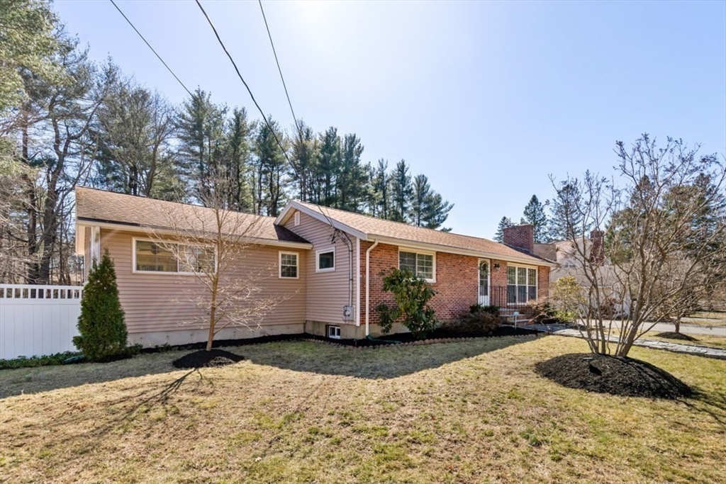 10 Sullivan Rd