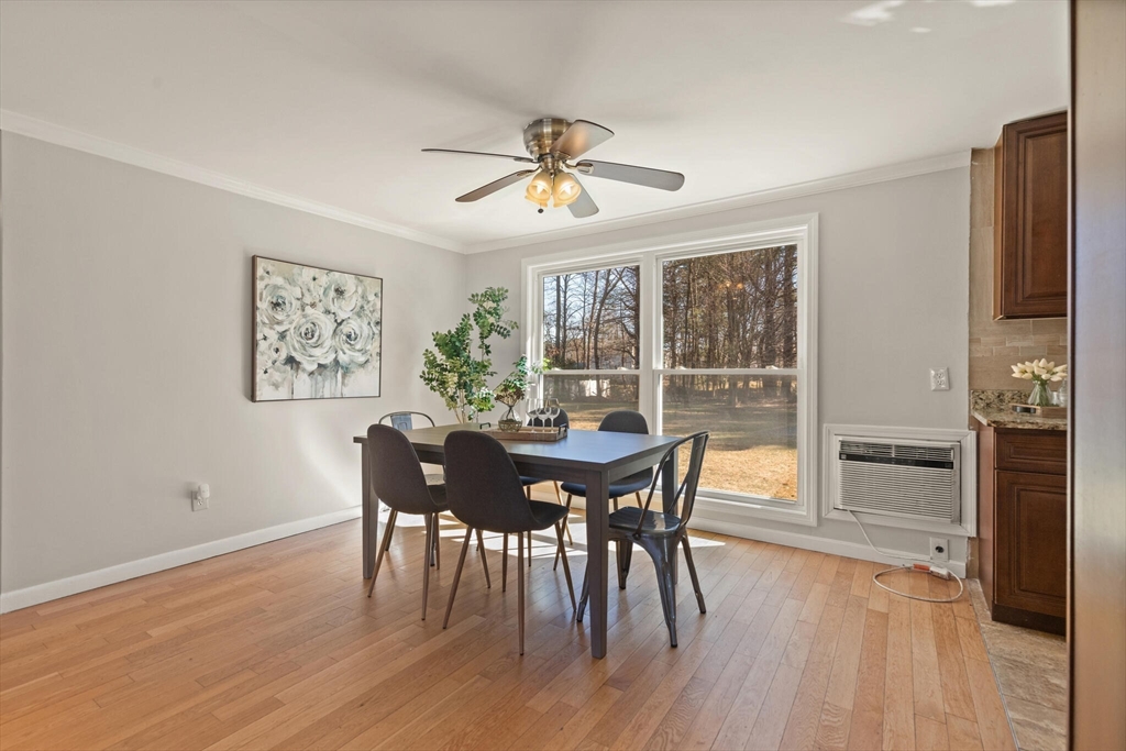 10 Sullivan Rd