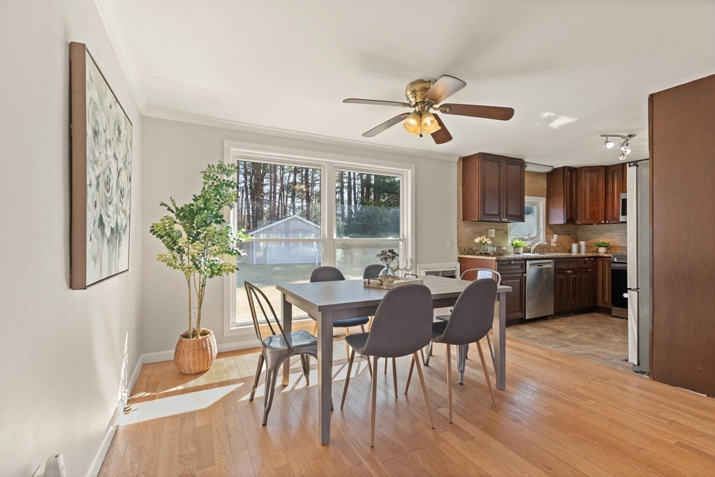 10 Sullivan Rd
