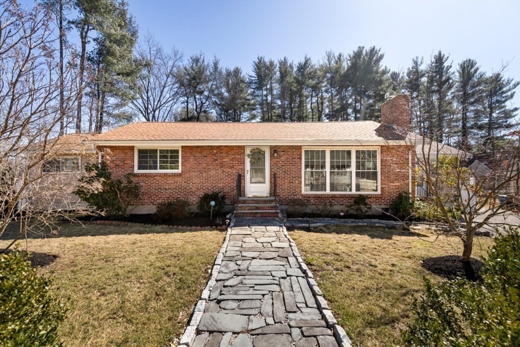 10 Sullivan Rd