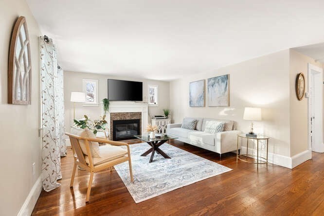 111 Chestnut St
