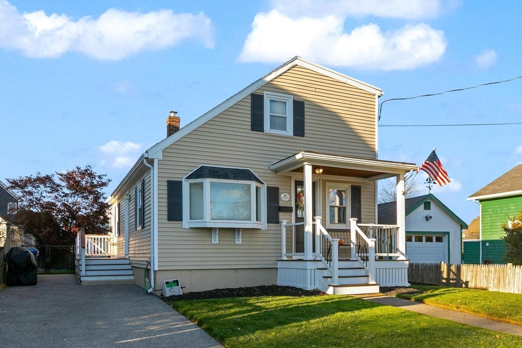 26 Bates St
