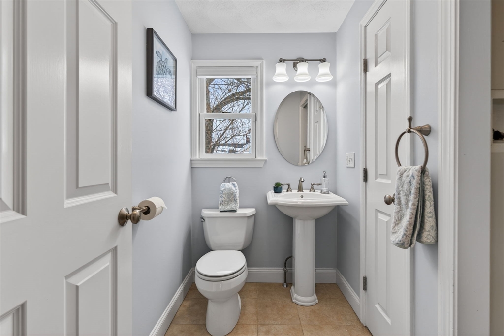 12 Chester St # D