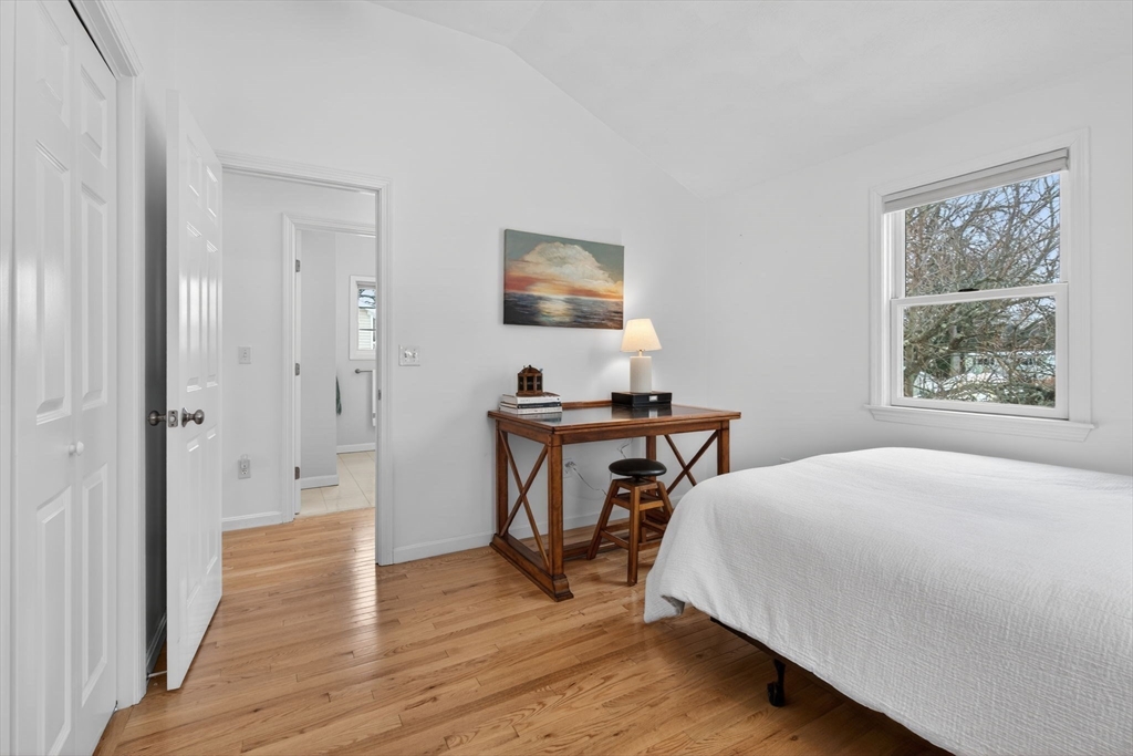 12 Chester St # D