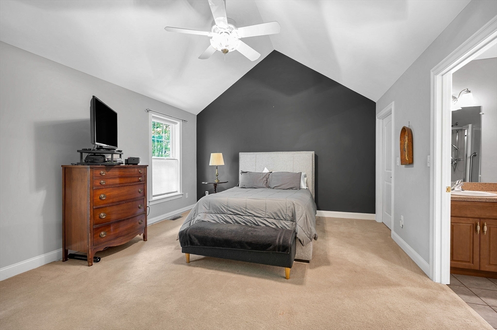 22 Town Village Dr # 22