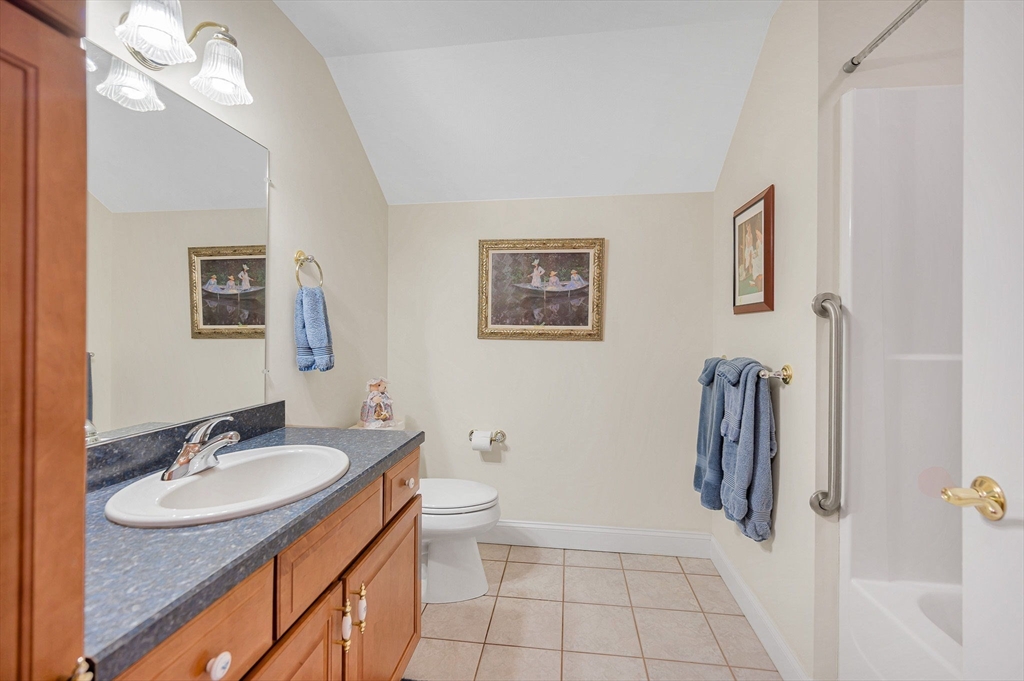 22 Town Village Dr # 22