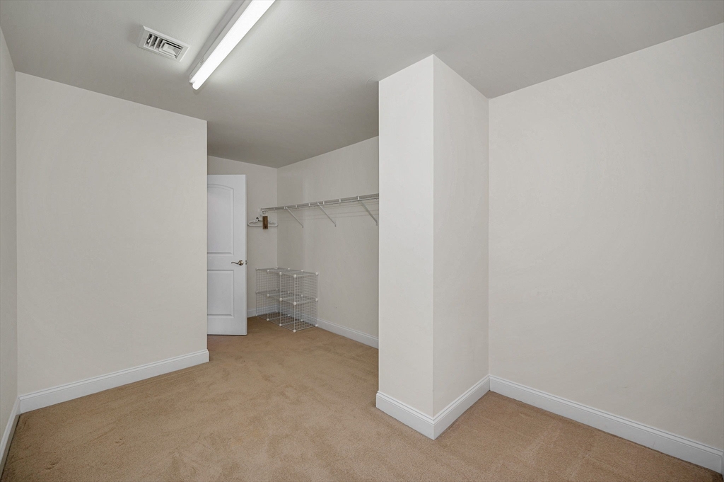 22 Town Village Dr # 22