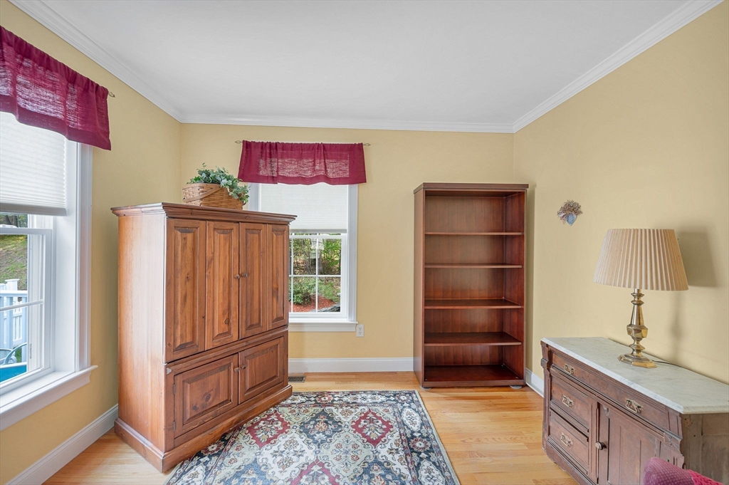 22 Town Village Dr # 22