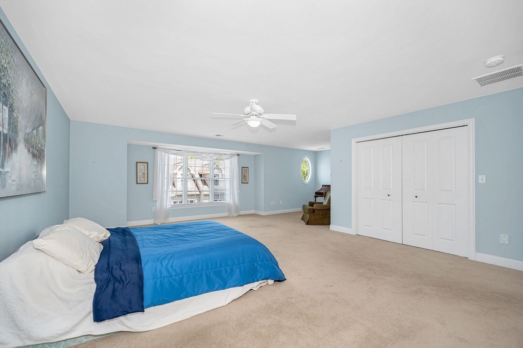 22 Town Village Dr # 22