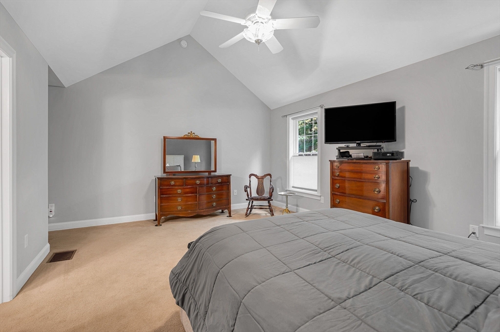 22 Town Village Dr # 22
