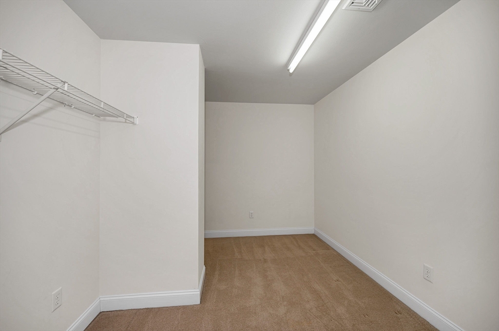 22 Town Village Dr # 22
