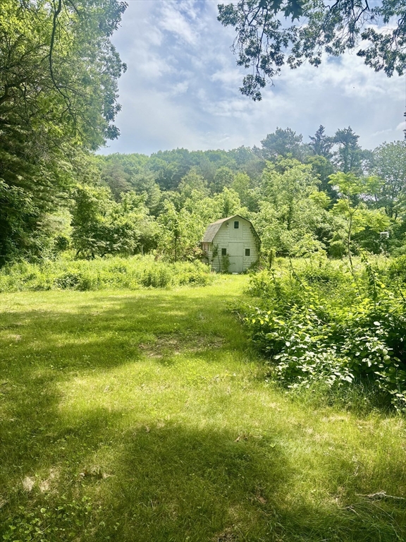137 Spofford Rd