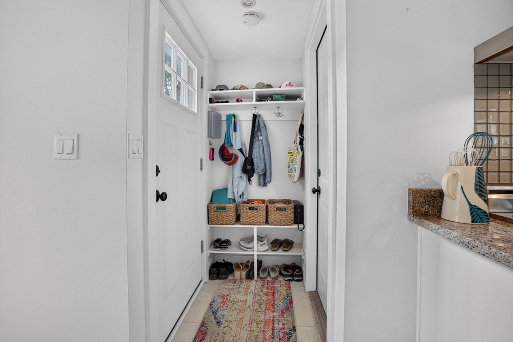 21 Ashland St