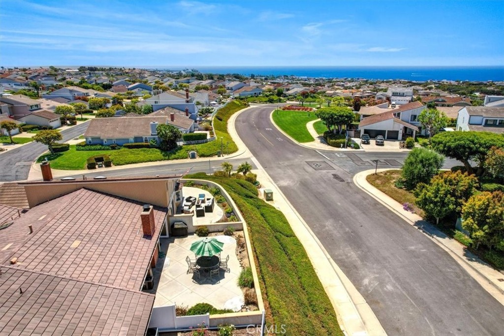 33441 N Spinnaker Drive N