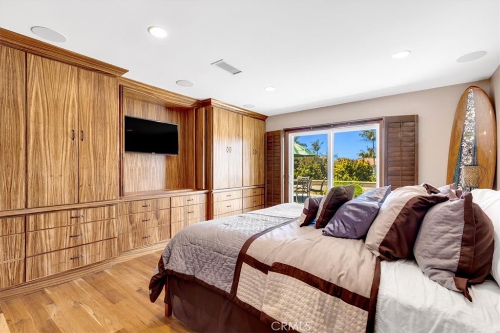 33441 N Spinnaker Drive N