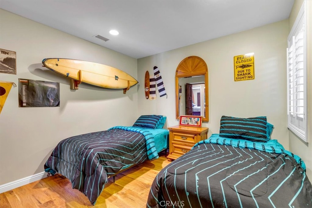 33441 N Spinnaker Drive N