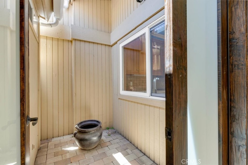 33441 N Spinnaker Drive N