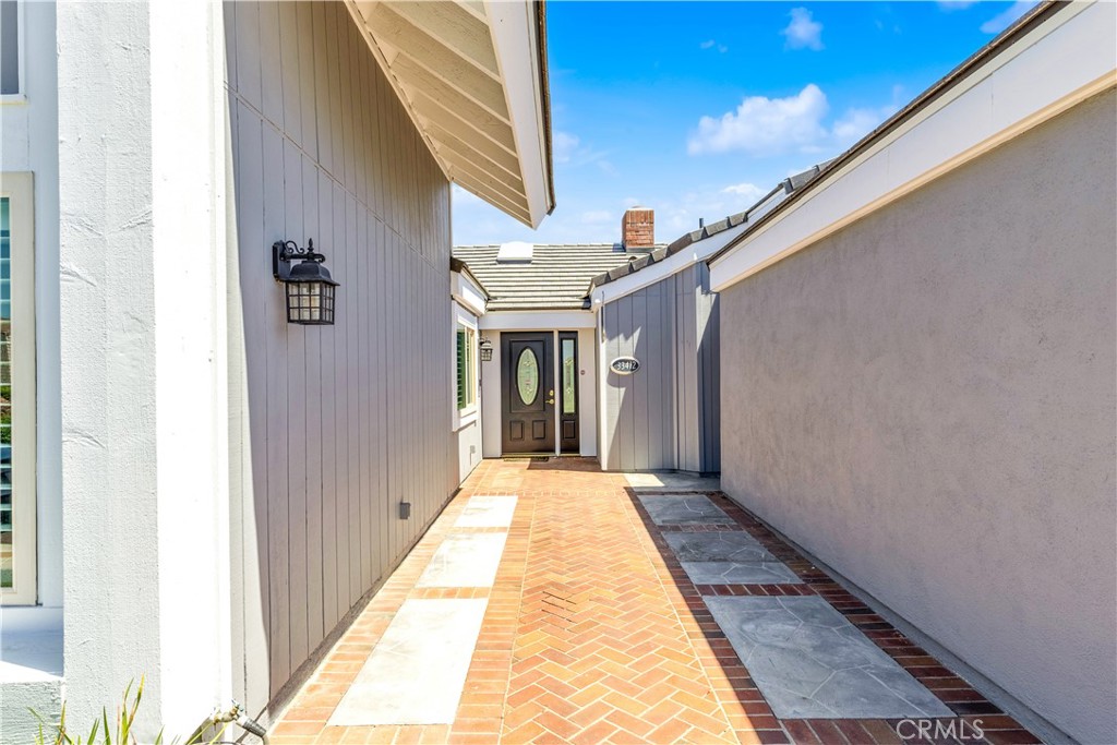 33412 Padina Circle