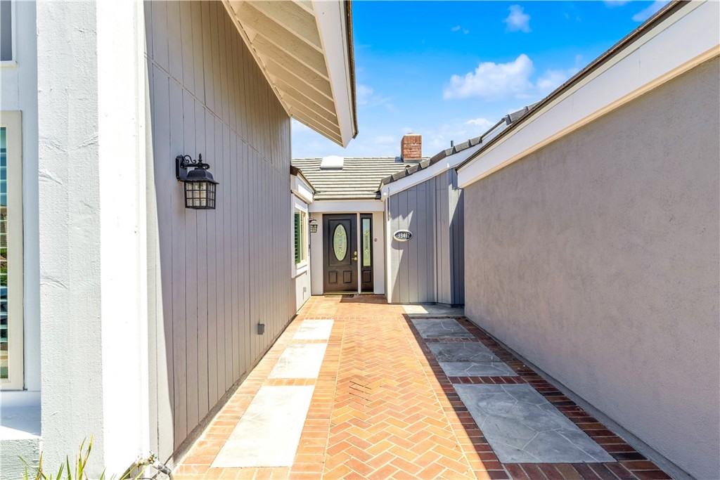 33412 Padina Circle
