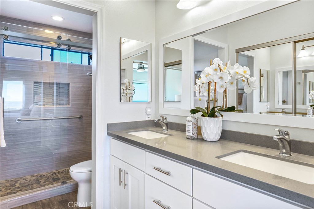33885 Manta Court