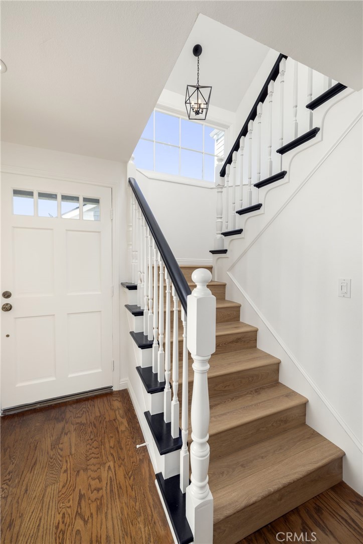 33986 Cape Cove