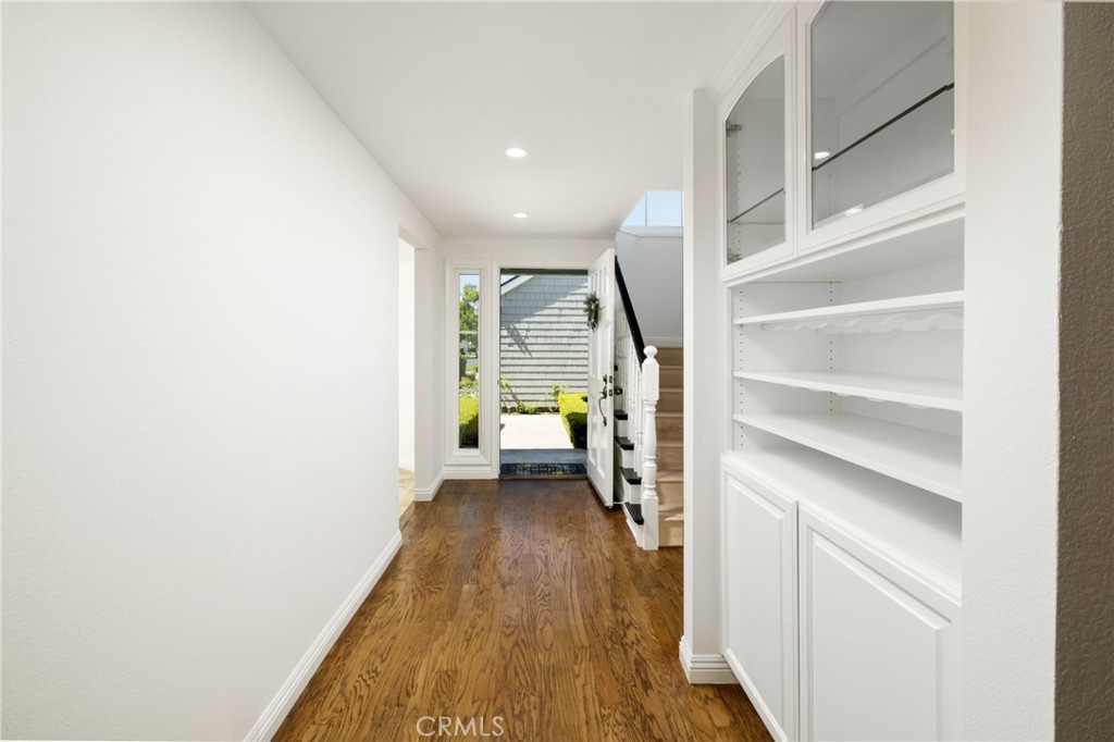 33986 Cape Cove