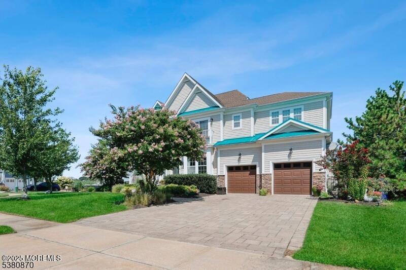 125 Northeast Drive