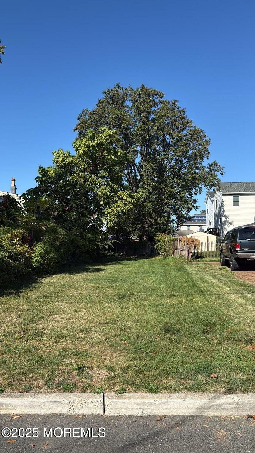 25 Lawrence Avenue