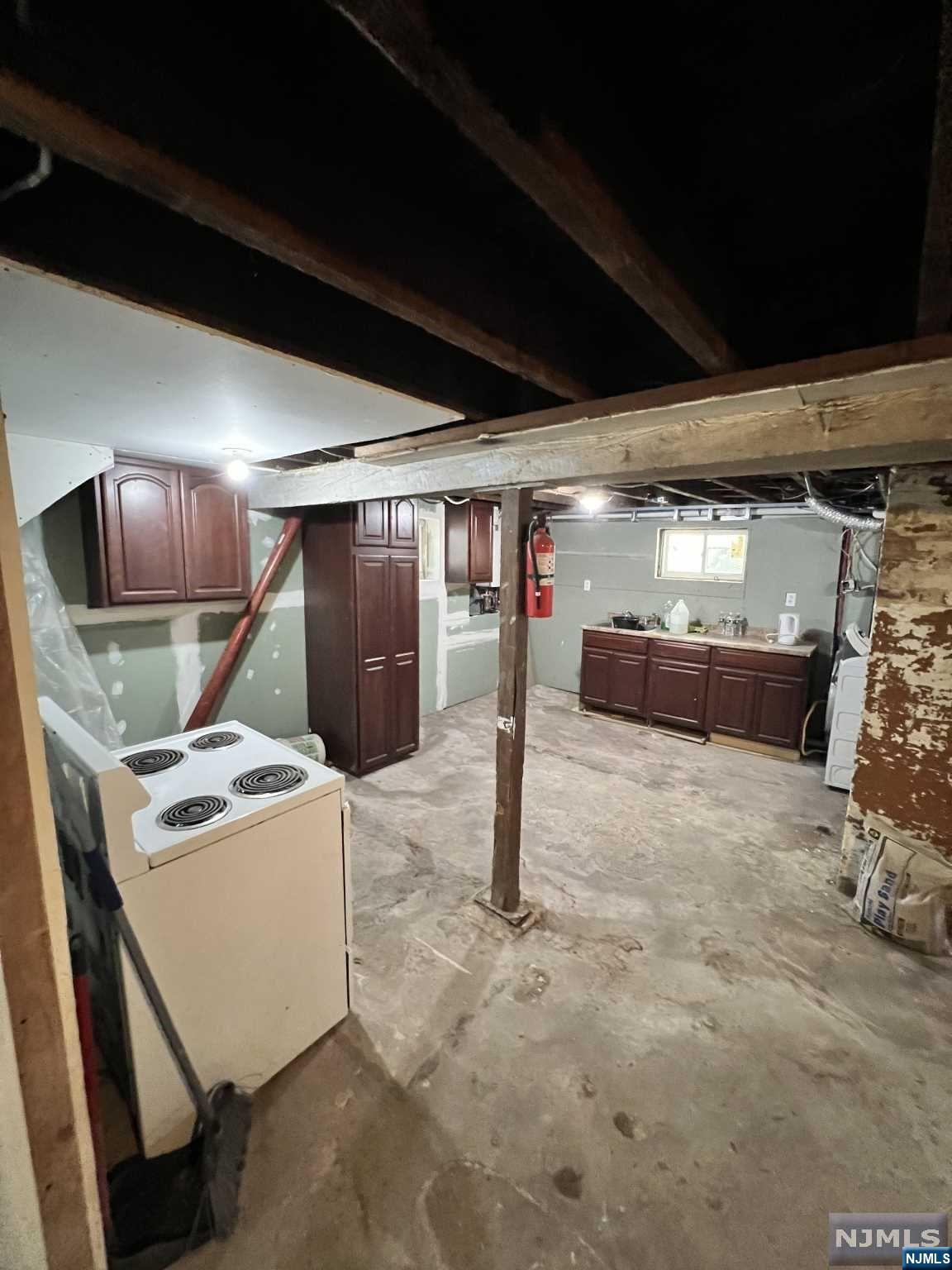 21 Gladstone Avenue