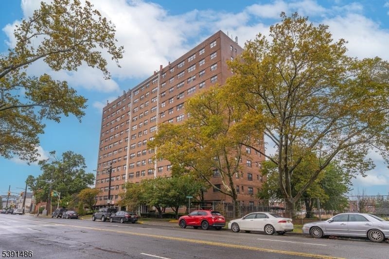 1225 KENNEDY CIRCLE Unit: 14J