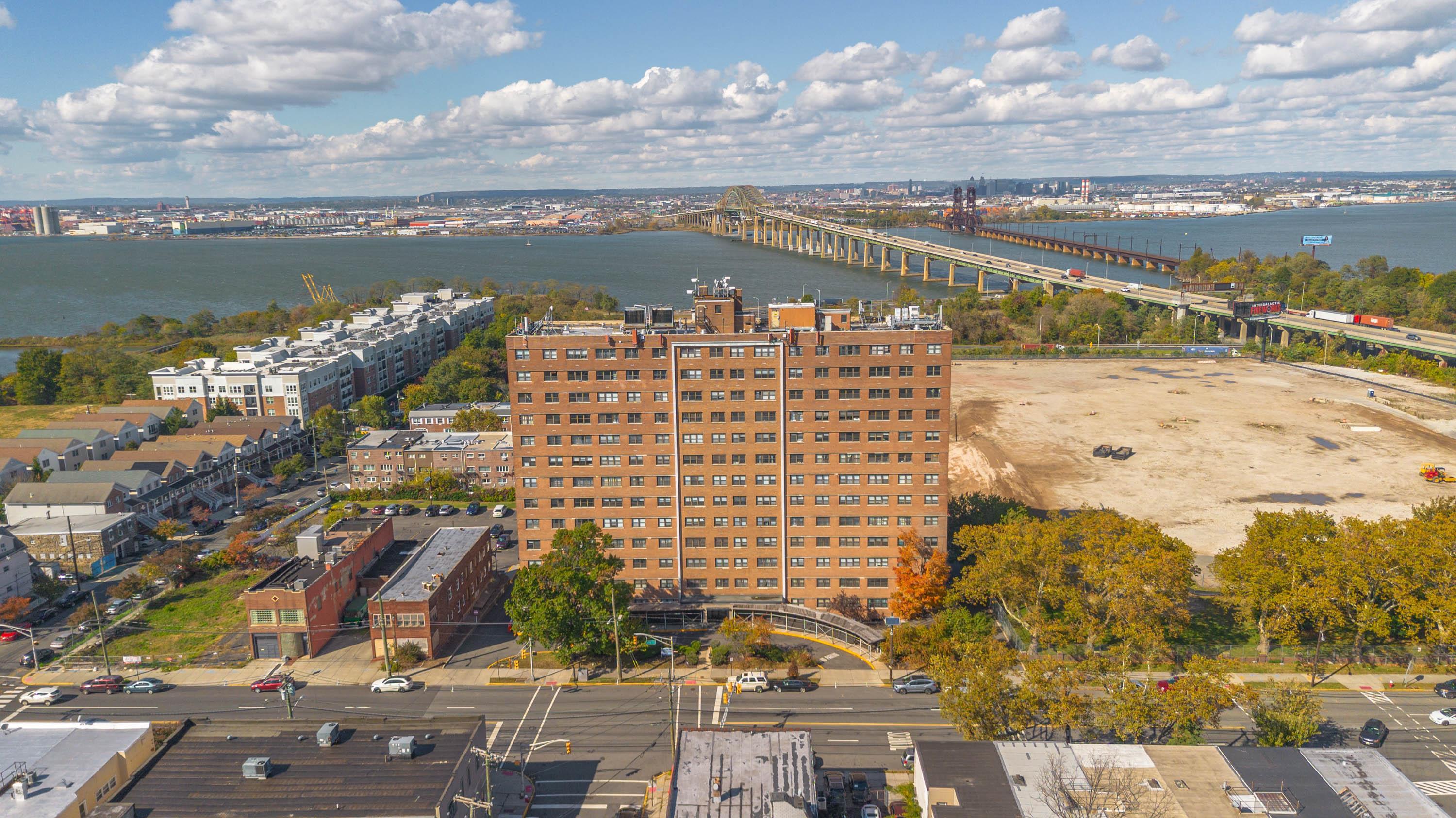 1225 KENNEDY CIRCLE Unit: 14J