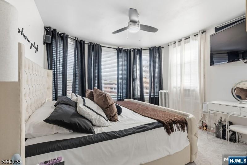 106 W Gibbons Street