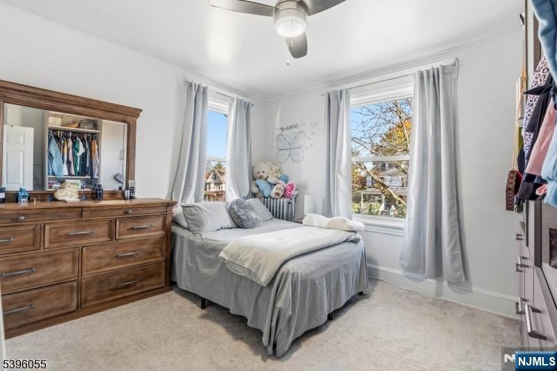 106 W Gibbons Street