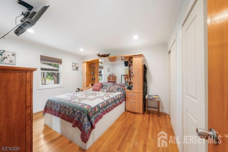 40 Buttonwood Drive
