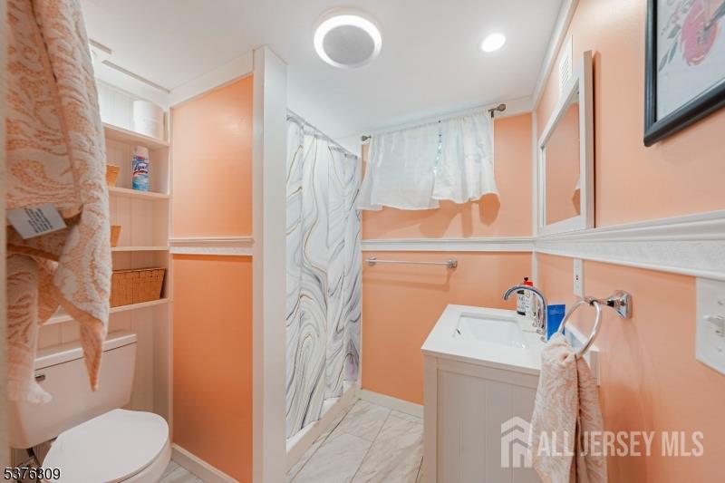 40 Buttonwood Drive