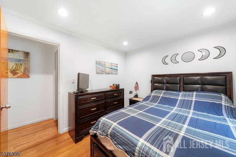40 Buttonwood Drive