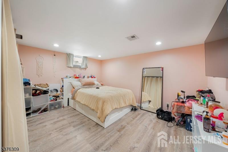 40 Buttonwood Drive