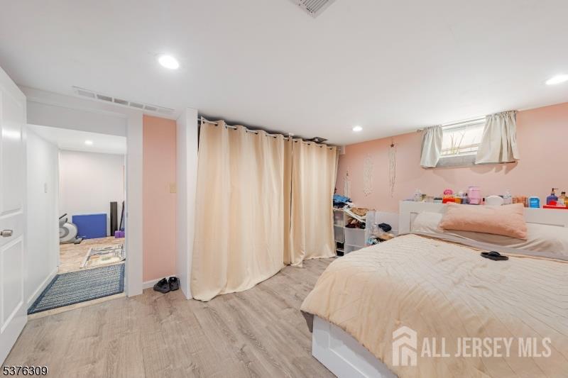 40 Buttonwood Drive